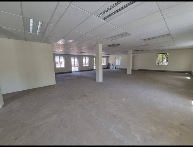 606M² OFFICE TO LET IN SANDTON CENTRAL